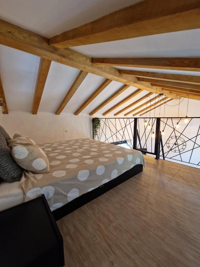 Casa Della Noemi Villa Nedescina Luaran gambar